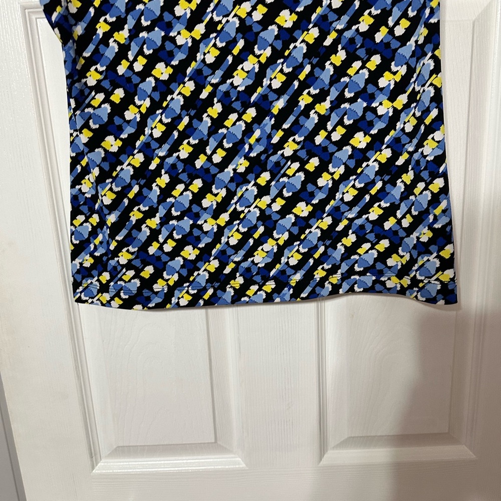 Liz Claiborne Petite Abstract Pattern Summer Top - Picture 3 of 11